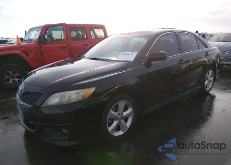 2011 Toyota Camry Se V6 z USA, uszkodzony, nr VIN 4T1BK3EK2BU126351